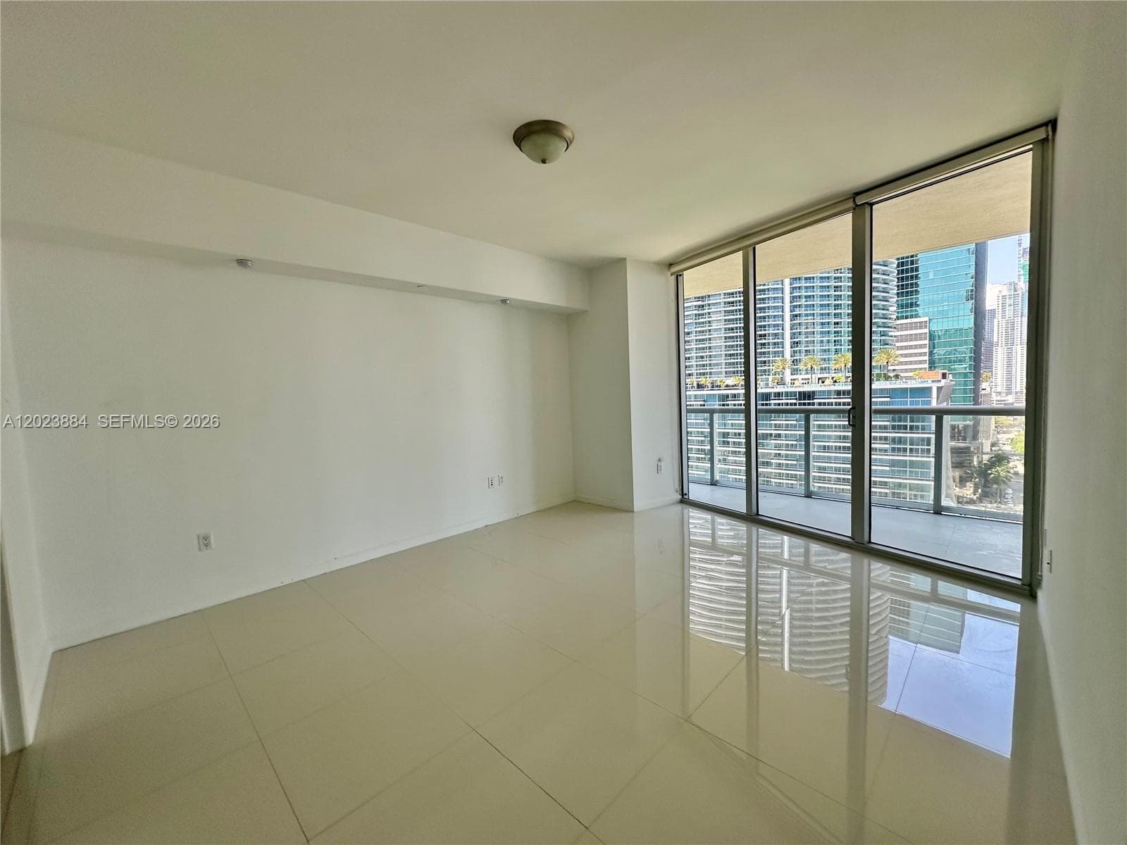 Icon Brickell I · #1614 in Miami - Photo 10