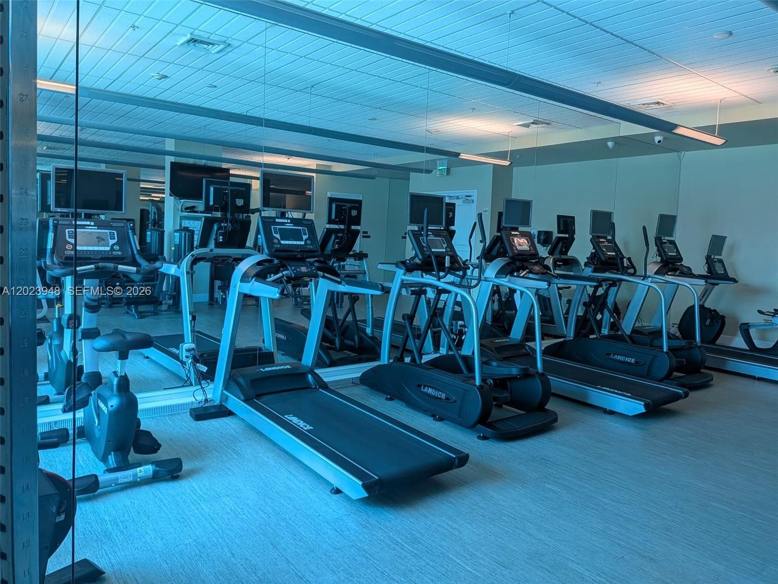 METROPOLITAN CONDOMINIUM · #803 in West Palm Beach - Photo 20