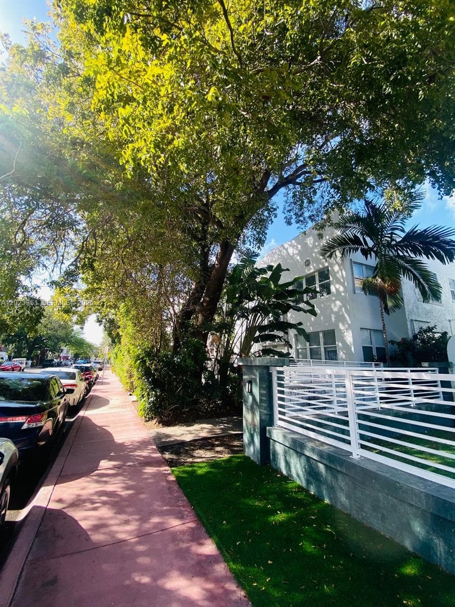 OHIO CONDO · #202 in Miami Beach - Photo 3