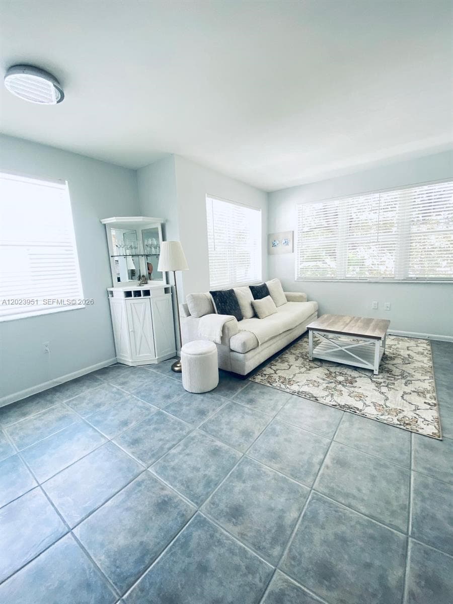 OHIO CONDO · #202 in Miami Beach - Photo 5