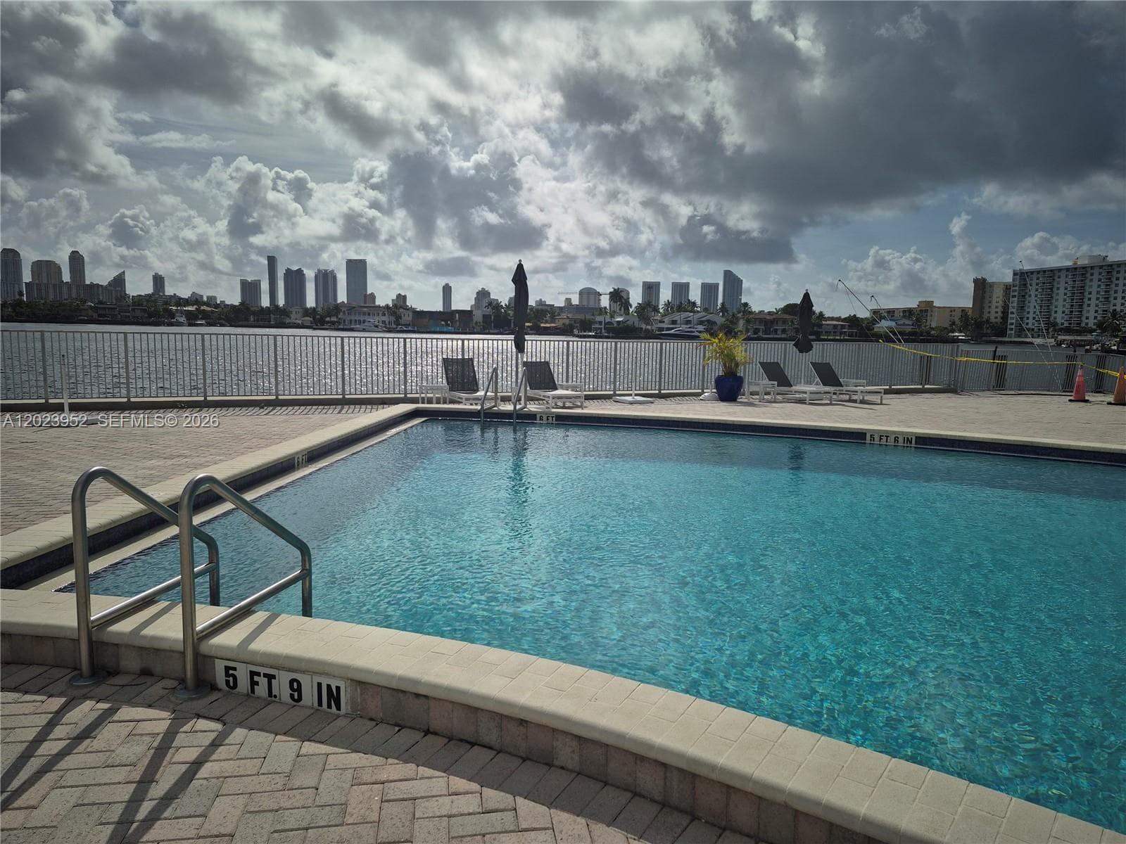 REEF WEST CONDO · #2E in North Miami Beach - Photo 2