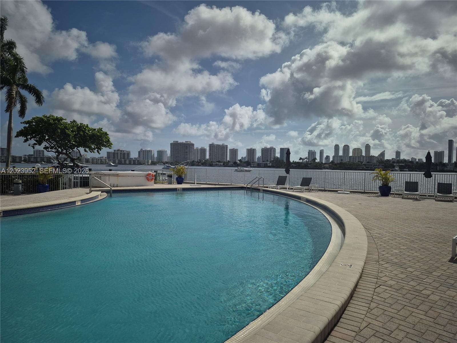 REEF WEST CONDO · #2E in North Miami Beach - Photo 1