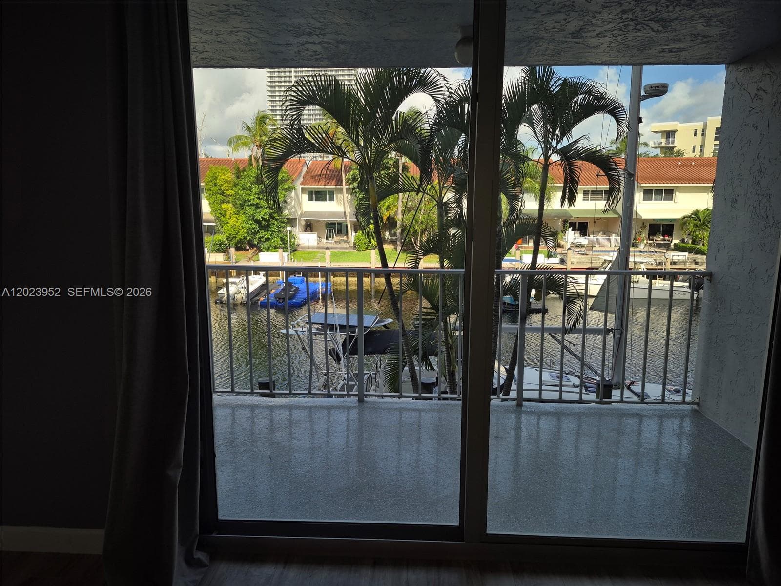 REEF WEST CONDO · #2E in North Miami Beach - Photo 5