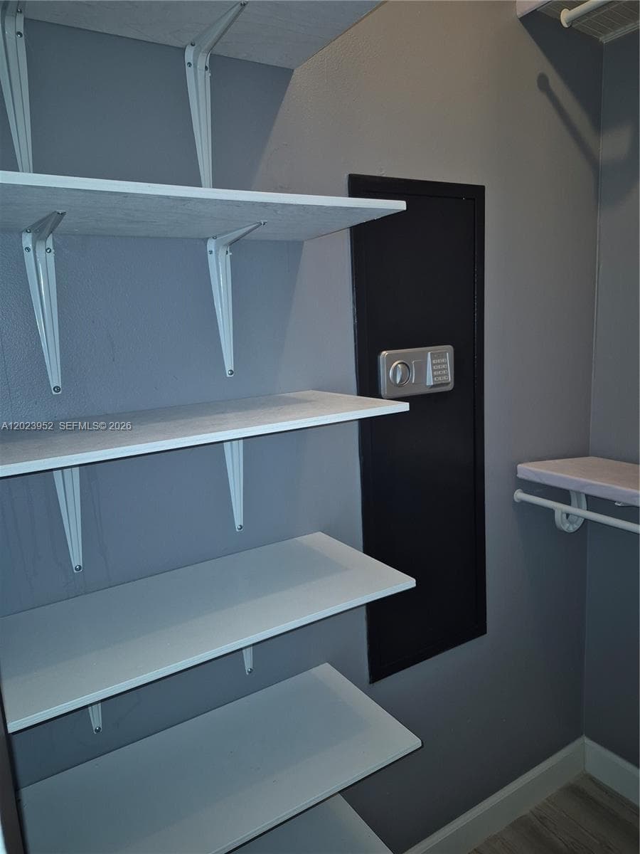 REEF WEST CONDO · #2E in North Miami Beach - Photo 14