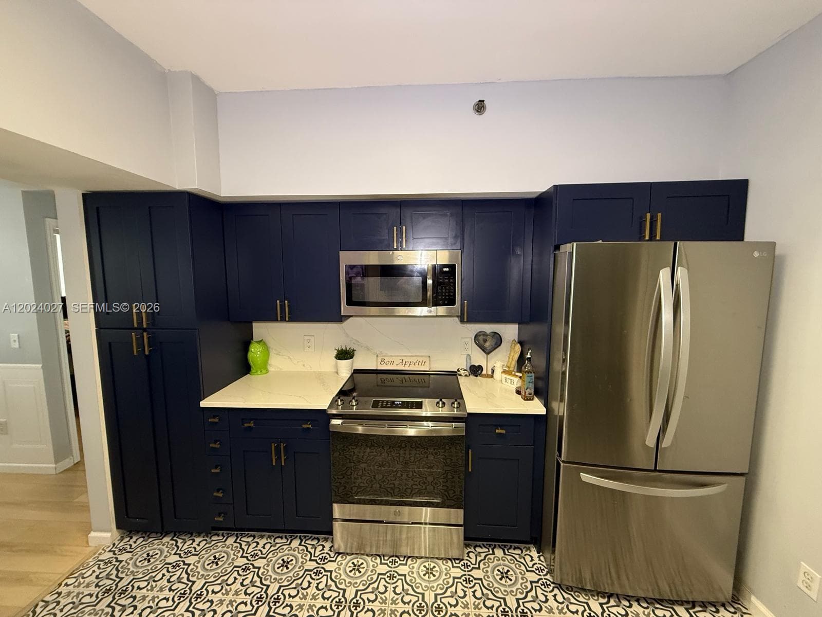 VILLAGE BY THE BAY CONDO · #14109 in Aventura - Photo 11
