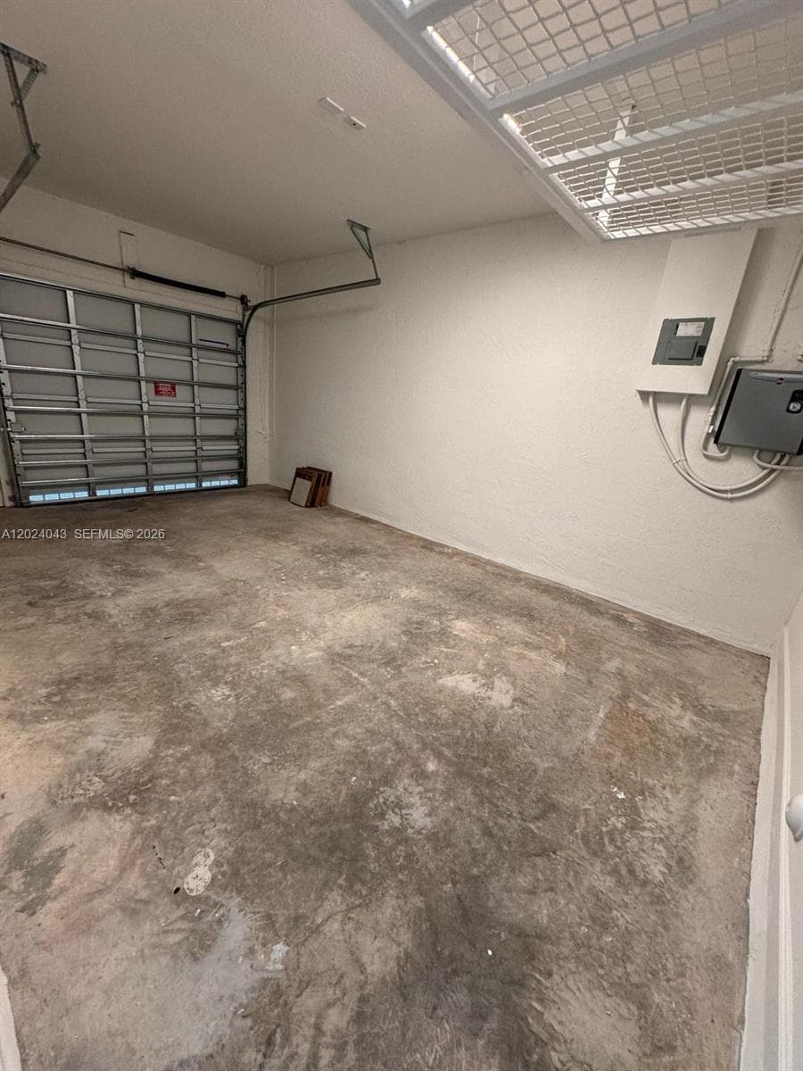 663 SE 13th St Cir #. photo 16