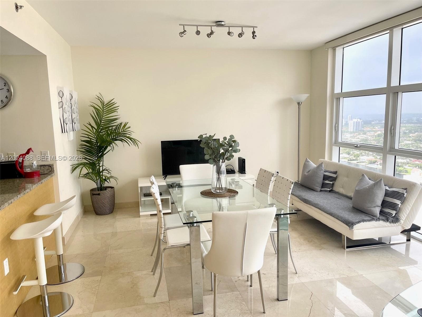 Beach Club Two · #3407 in Hallandale Beach - Photo 3