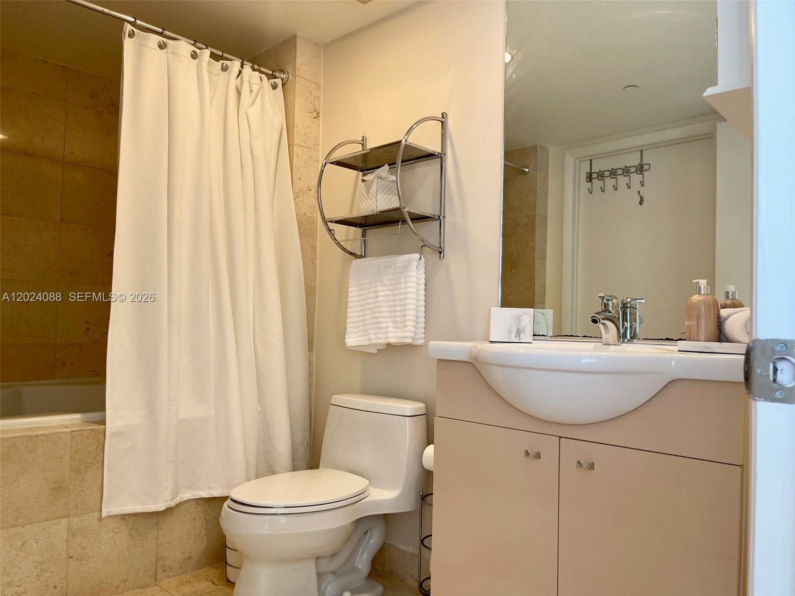 Beach Club Two · #3407 in Hallandale Beach - Photo 14
