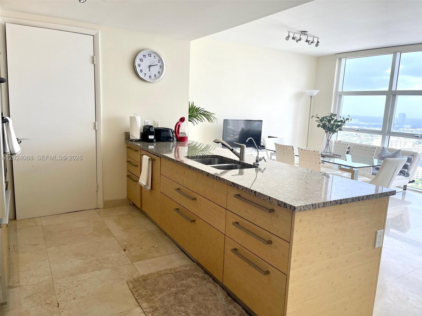 Beach Club Two · #3407 in Hallandale Beach - Photo 11