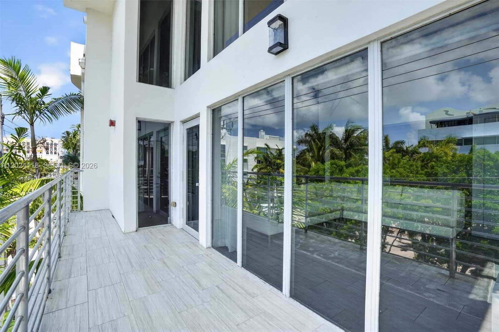 Manhattan · #6 in Miami Beach - Photo 38