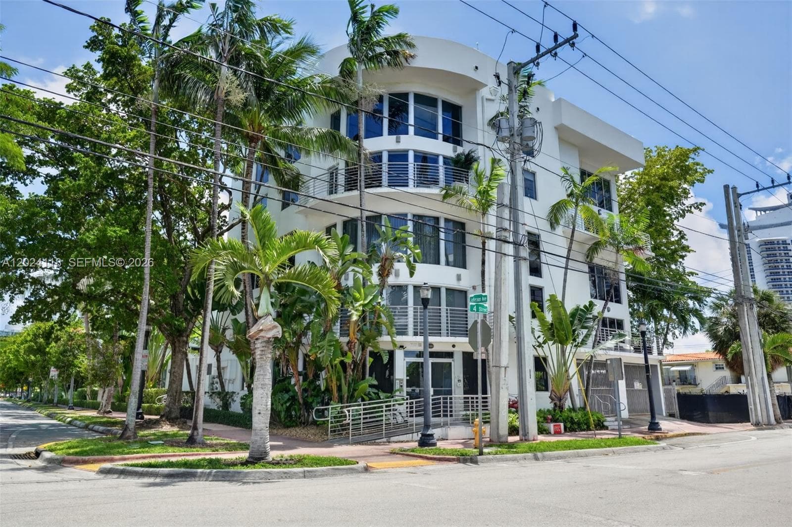 Manhattan · #6 in Miami Beach - Photo 48