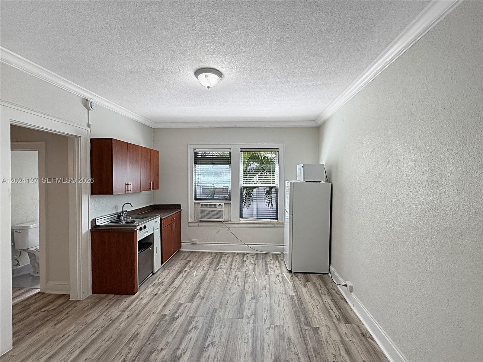 MENDOZA CONDO · #7A in Coral Gables - Photo 4