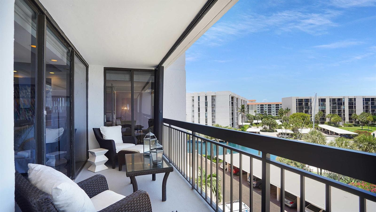 boca-raton-waterfront-condo-505f-luxury-