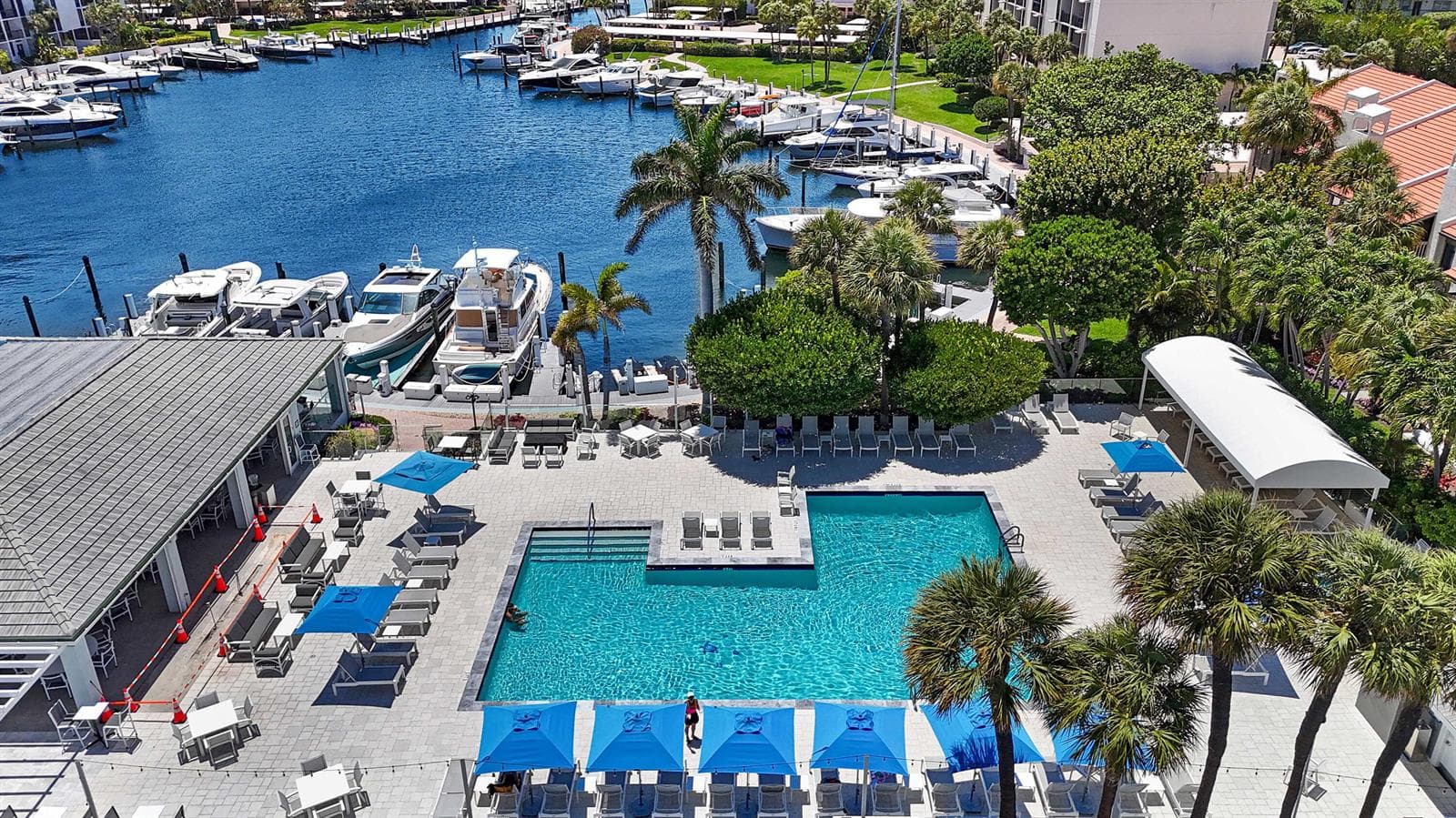 boca-raton-yacht-club-pool