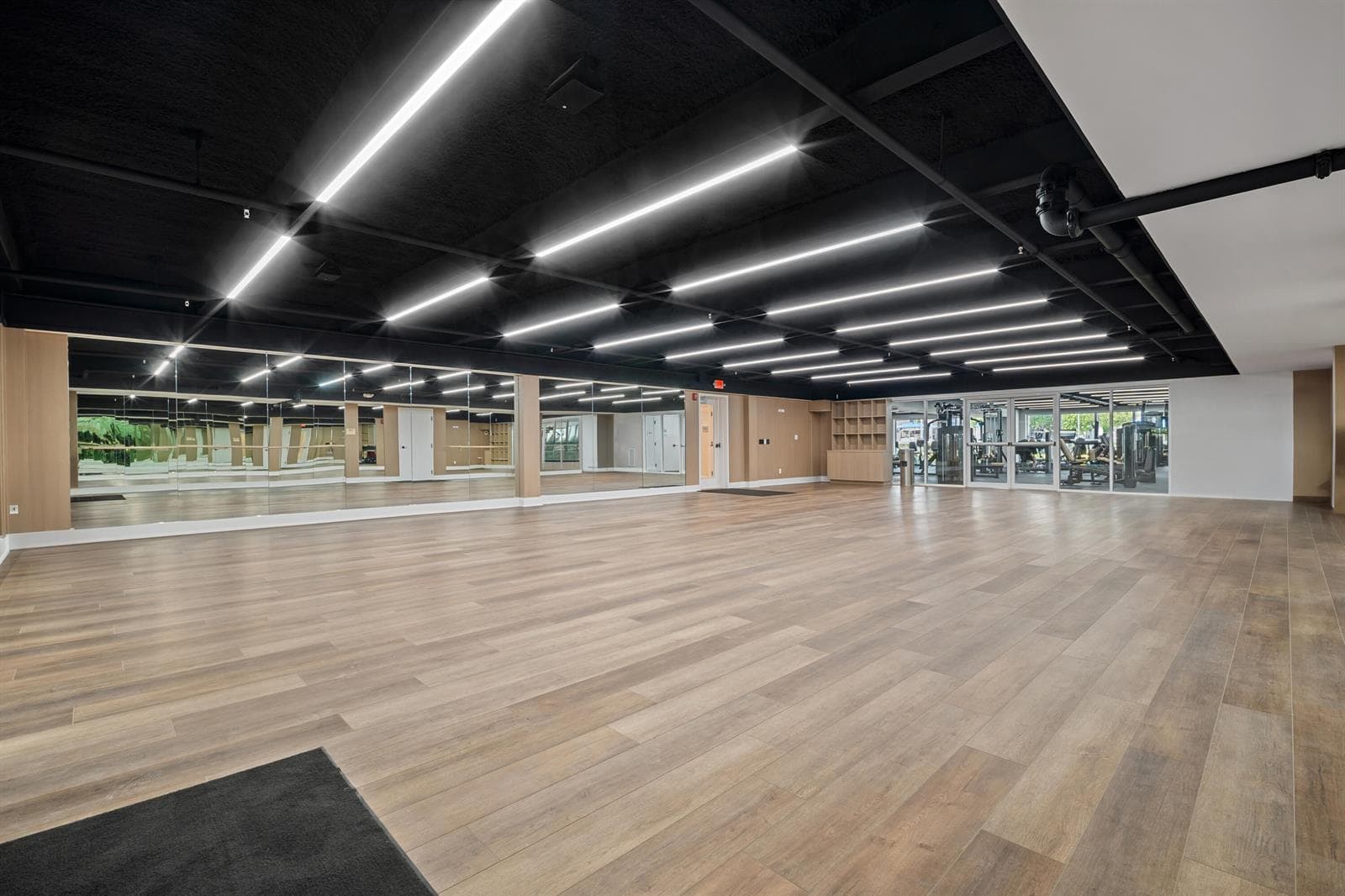 Fitness room - page photo