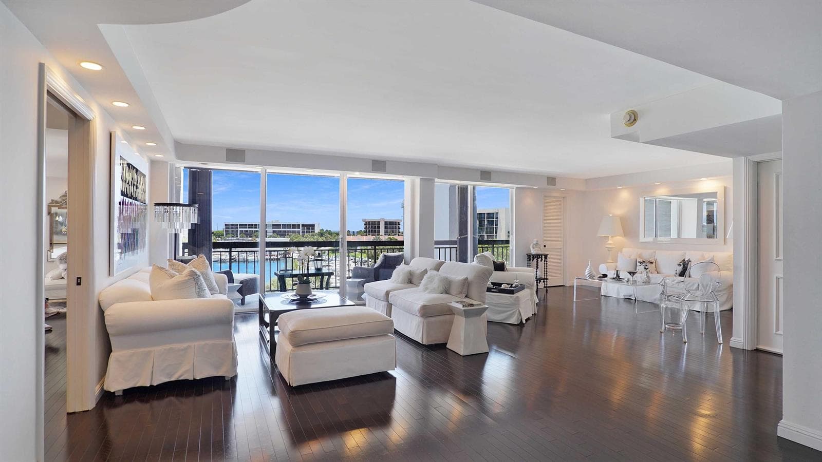 boca-raton-luxury-condo-505f-primary-bed