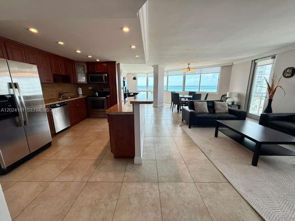 BURLEIGH HOUSE CONDO · #815 in Miami Beach - Photo 2