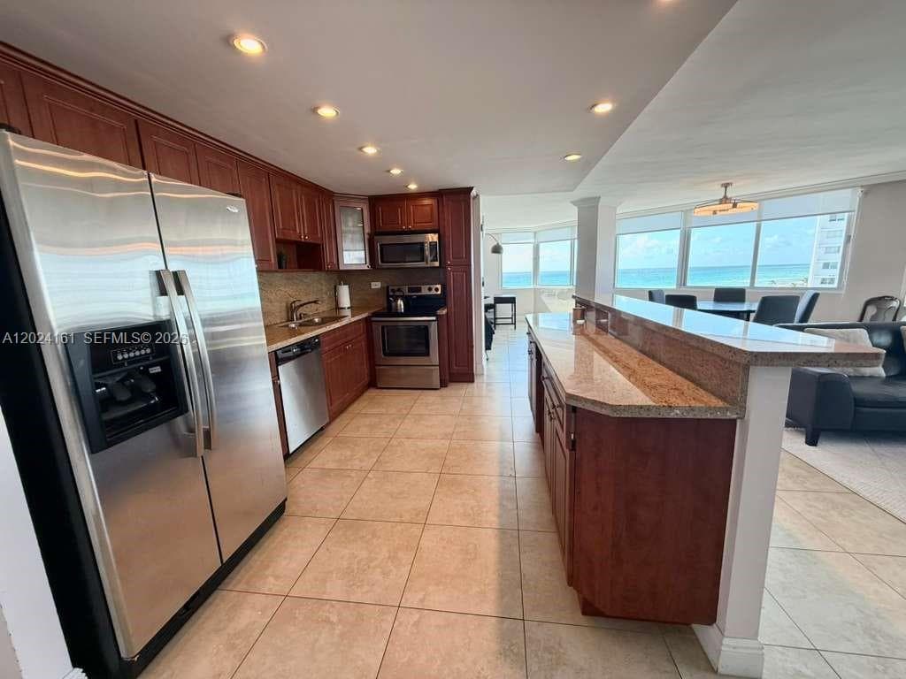 BURLEIGH HOUSE CONDO · #815 in Miami Beach - Photo 3
