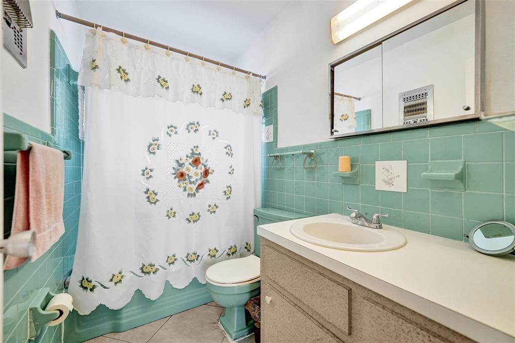 Bath 1