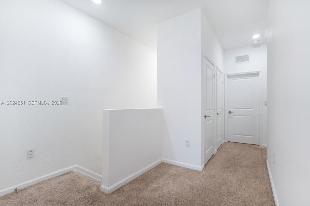1170 SW 7th Ct #1170 photo 28