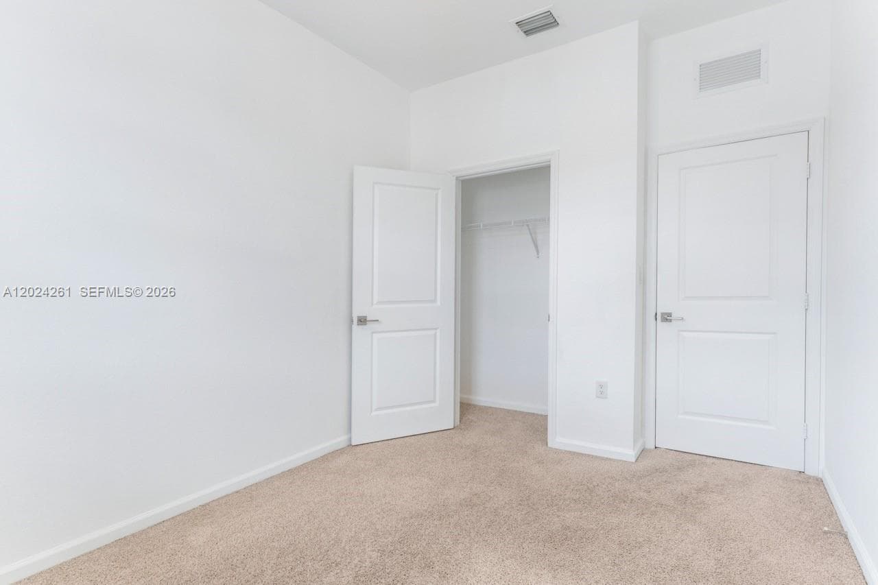 1170 SW 7th Ct #1170 photo 19