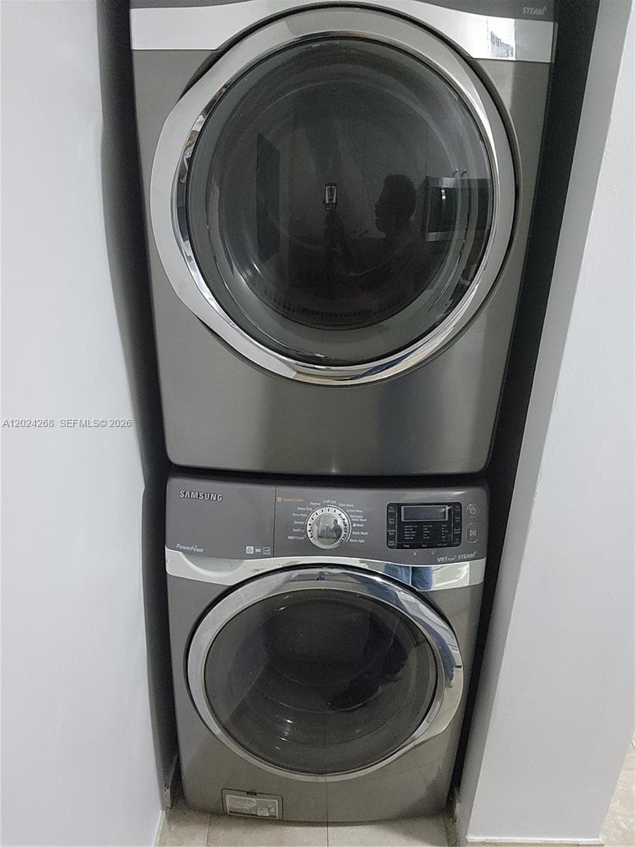 THE GRANDVIEW CONDO · #404 in Miami Beach - Photo 11