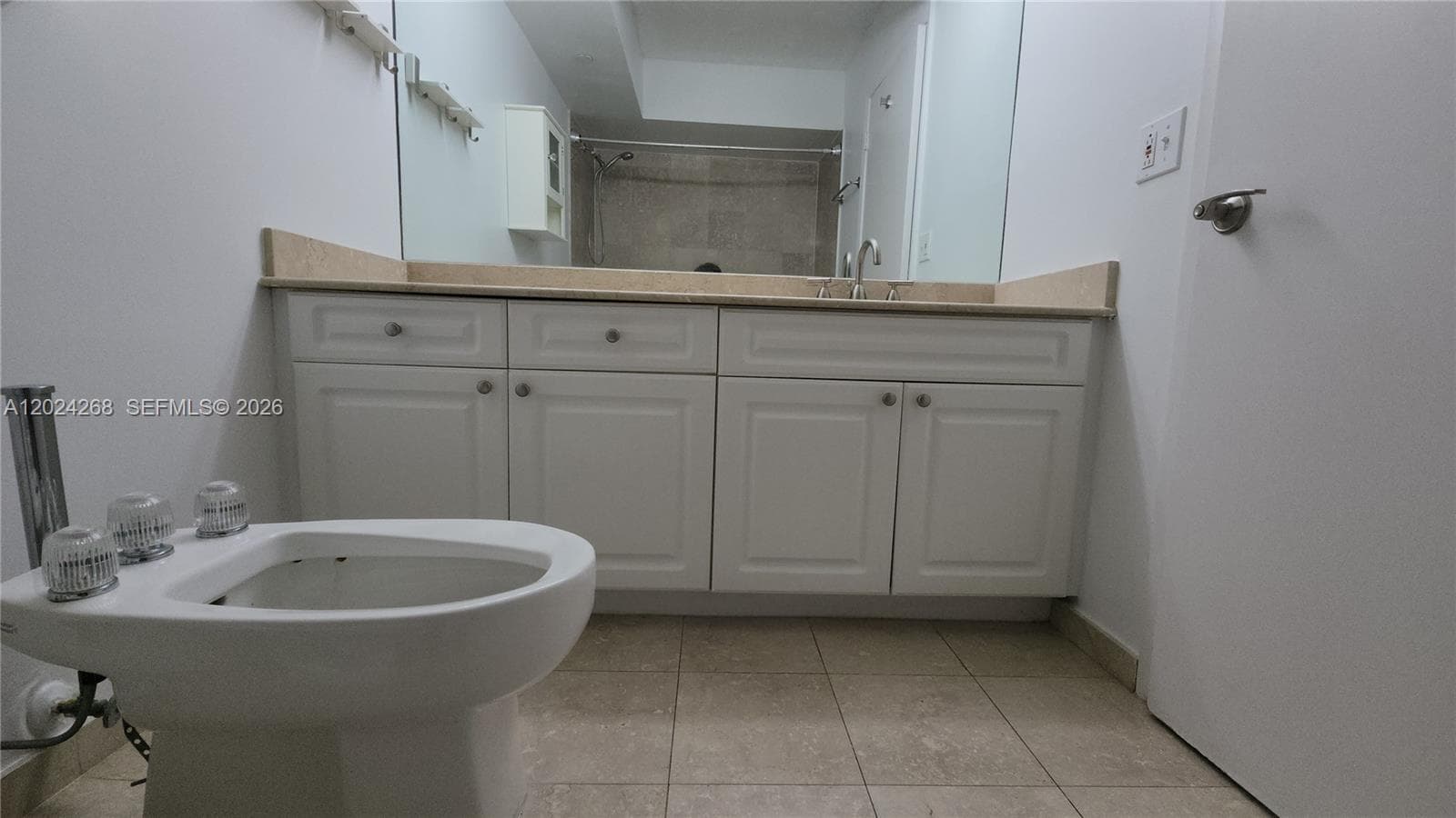 THE GRANDVIEW CONDO · #404 in Miami Beach - Photo 29