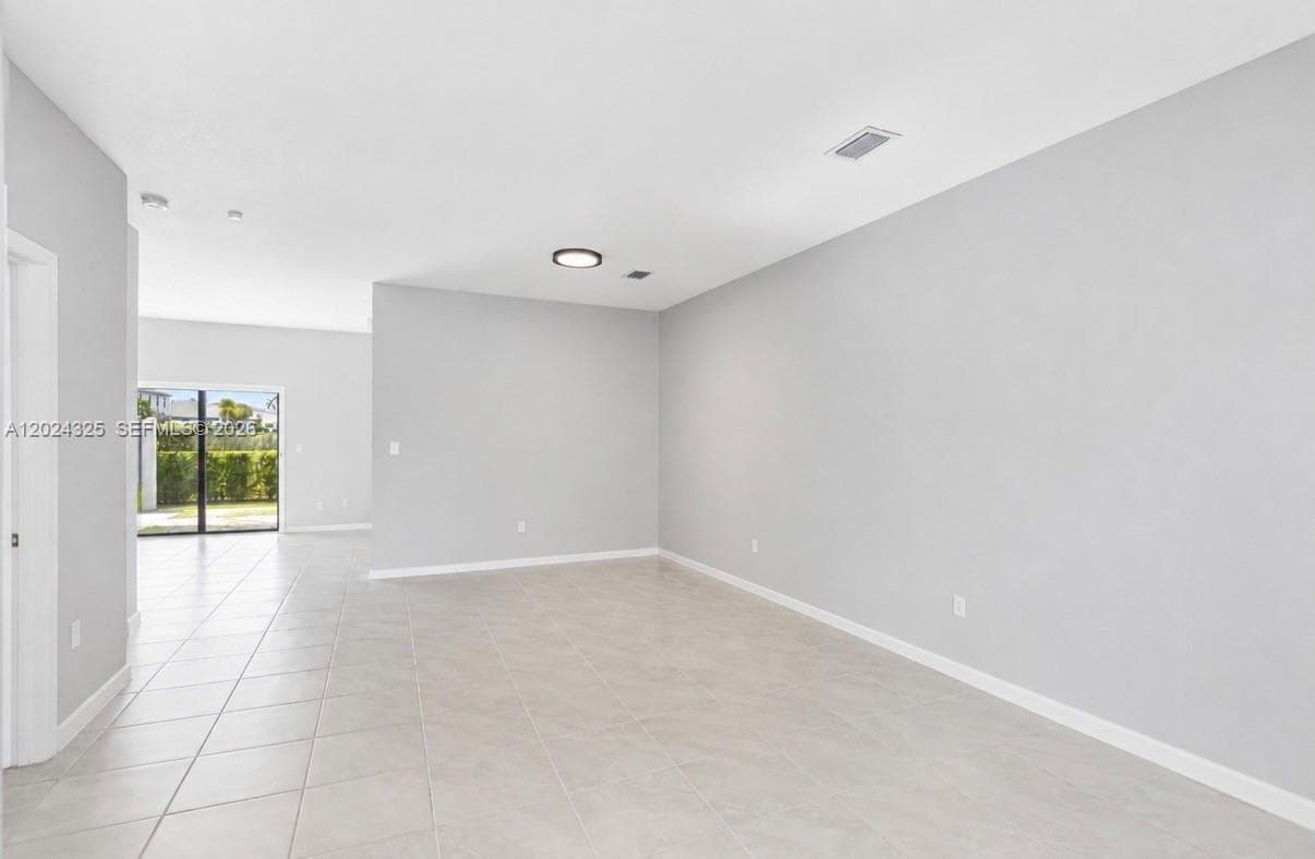 20478 NW 4th Ct #20478 photo 9