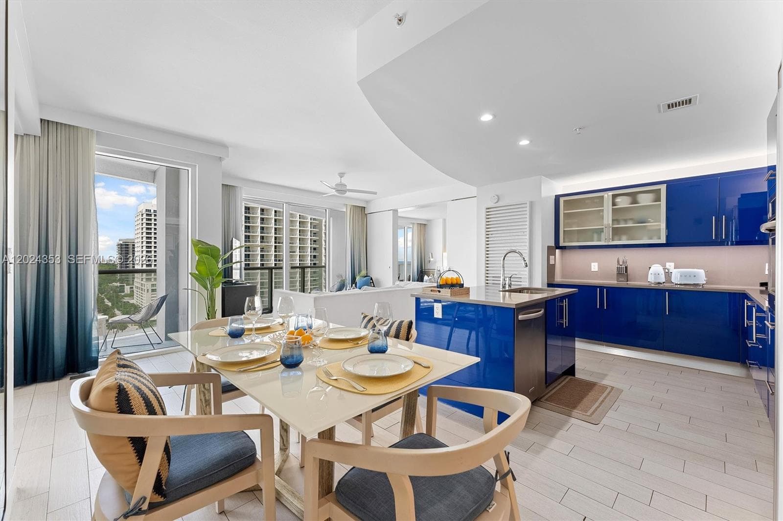 FORT LAUDERDALE RESIDENCE · #1508 in Fort Lauderdale - Photo 1