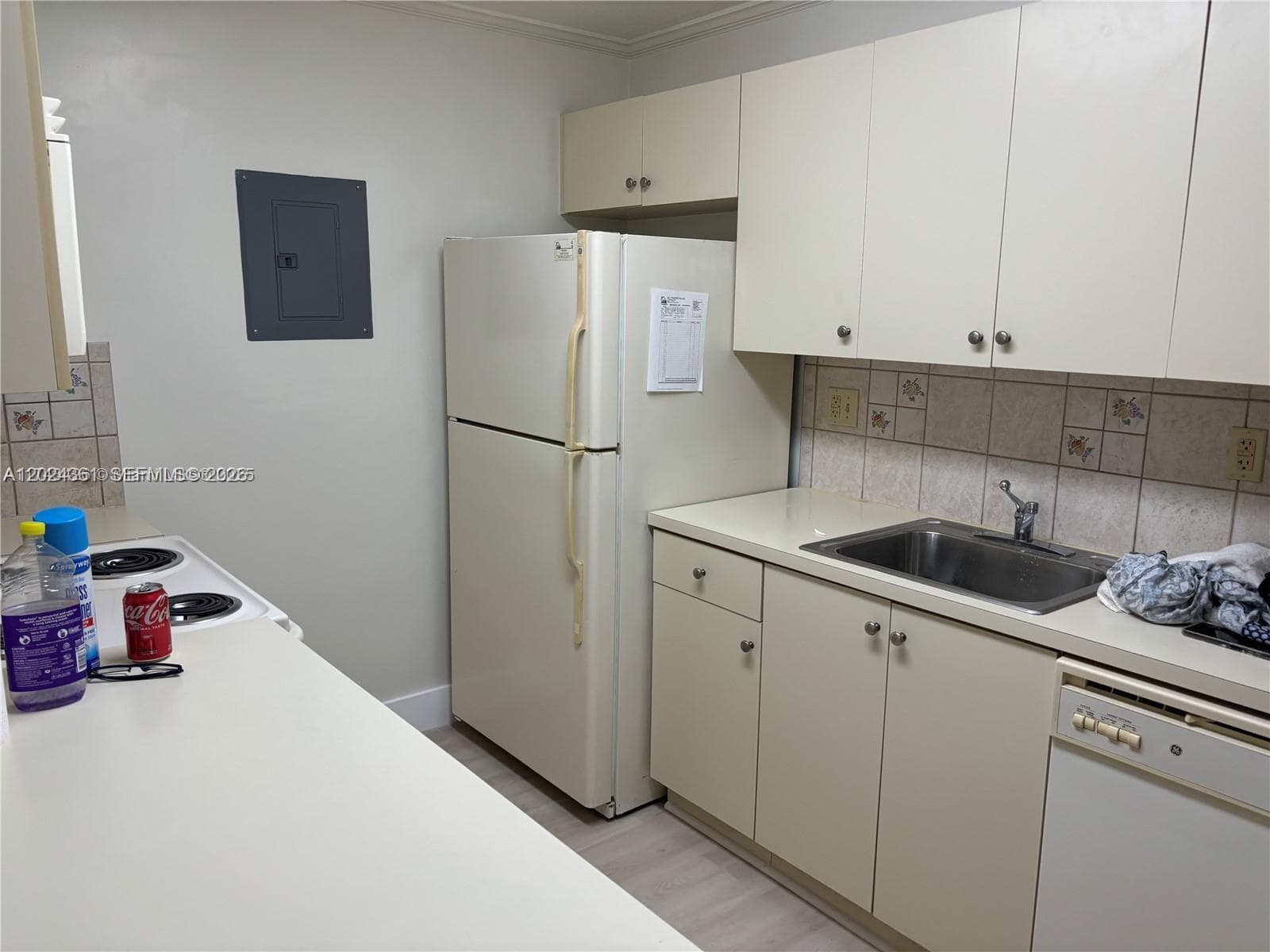 SPANISH TRACE CONDO · #M-18 in Miami - Photo 2