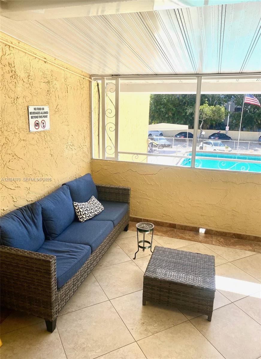Heated swimming pool