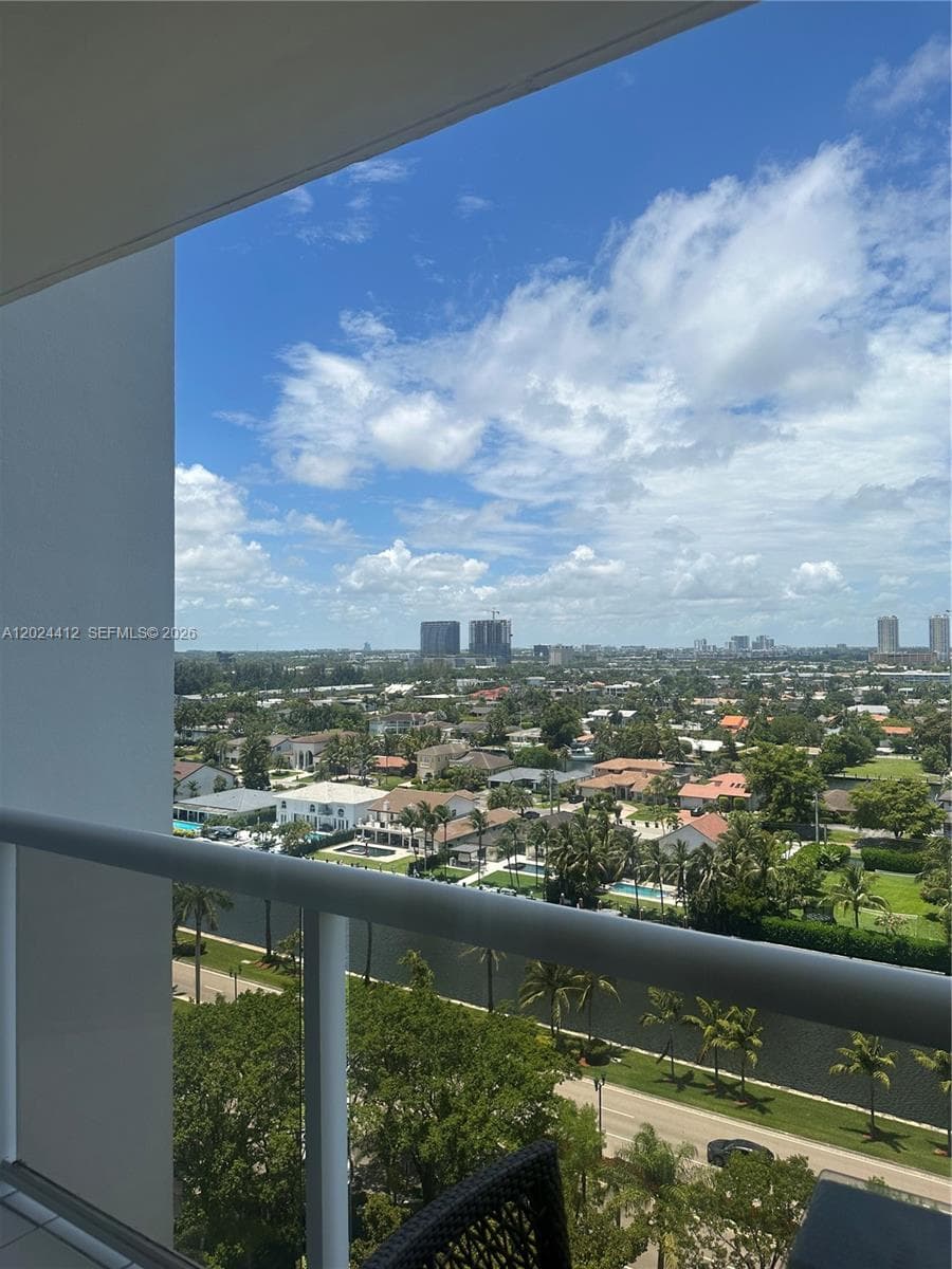 HARBORSIDE AT THE WATERWA · #1403 in Aventura - Photo 2