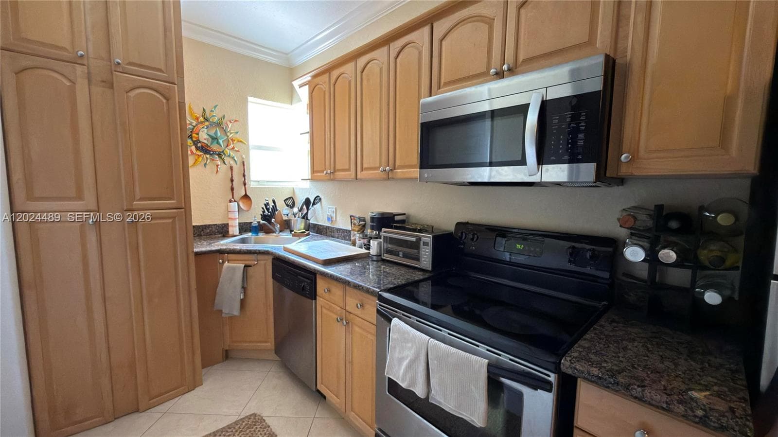 THE VICTORIAN CONDO · #2 in Fort Lauderdale - Photo 3