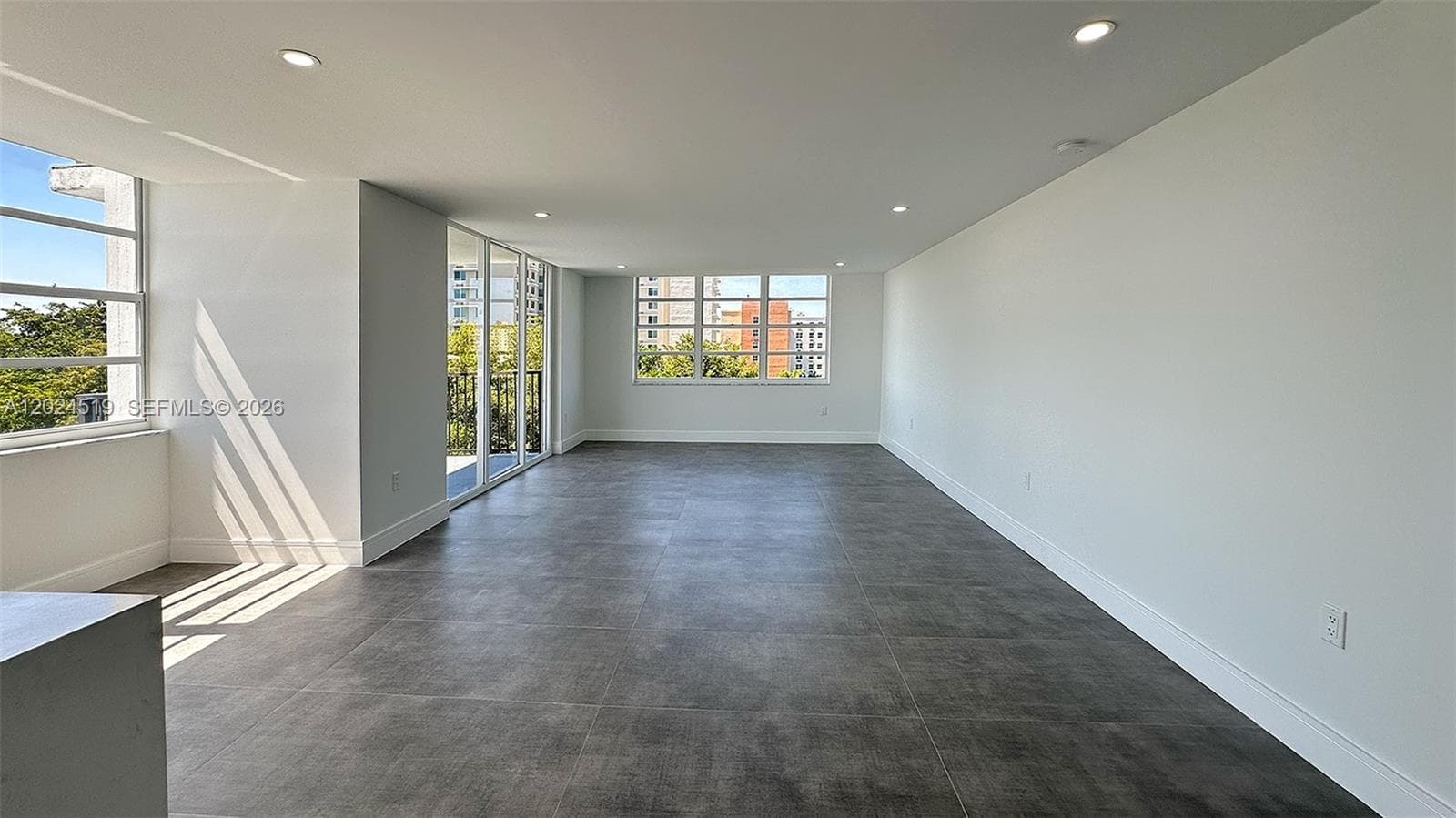 COMMODORE PLAZA CONDO · #701 in Aventura - Photo 5