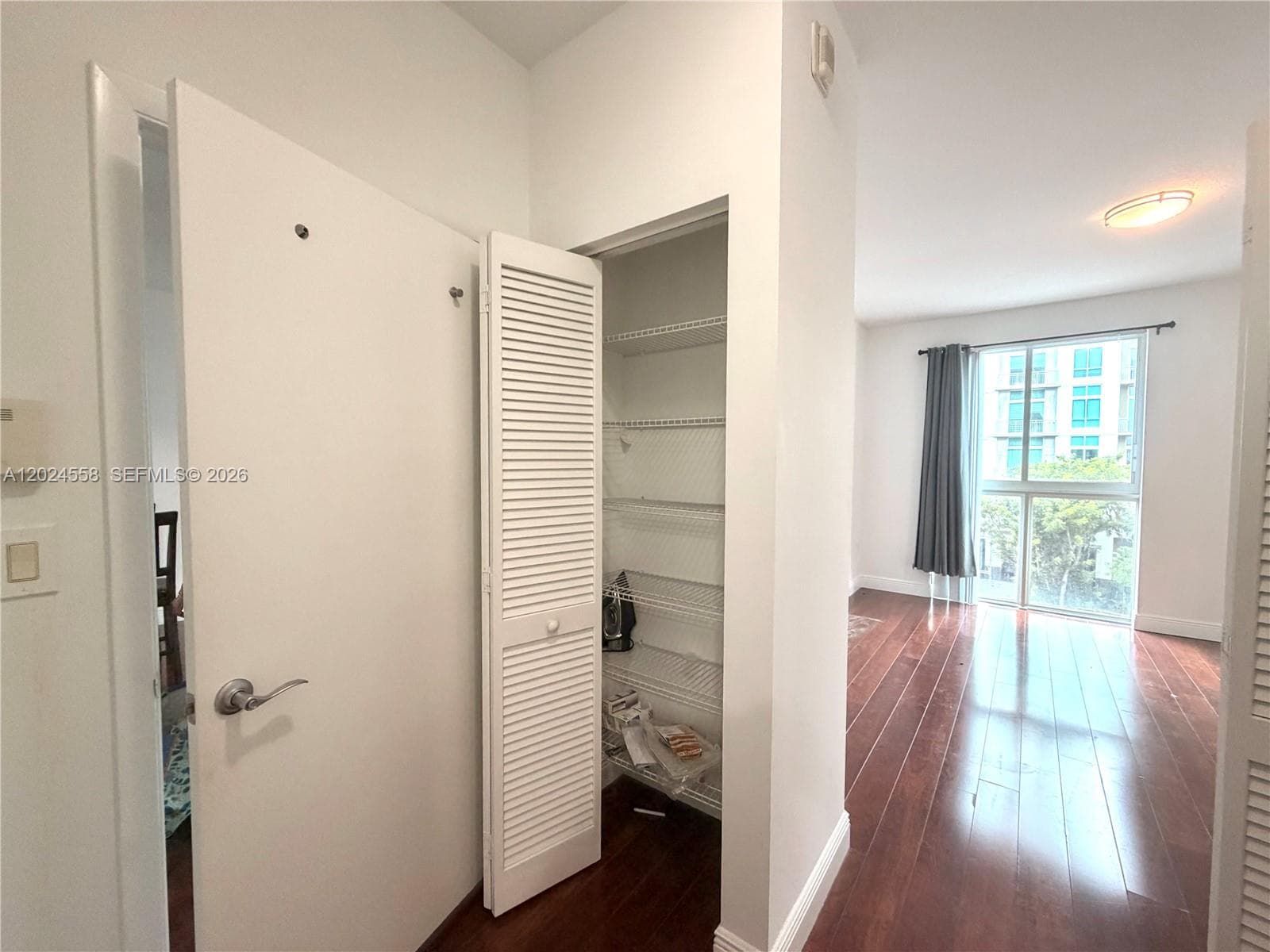DOWNTOWN DADELAND CONDO N · #303 in Miami - Photo 8