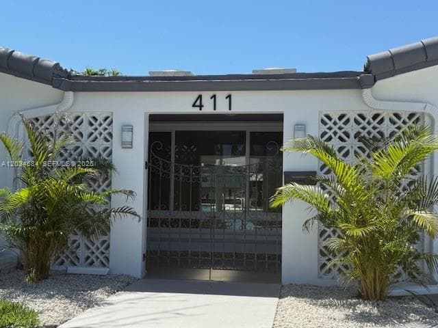411 SE 6th Ave photo 82