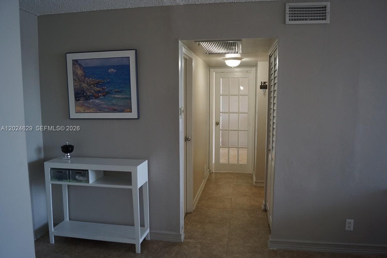 DESOTO PARK COBDO · #312 in Hallandale Beach - Photo 5