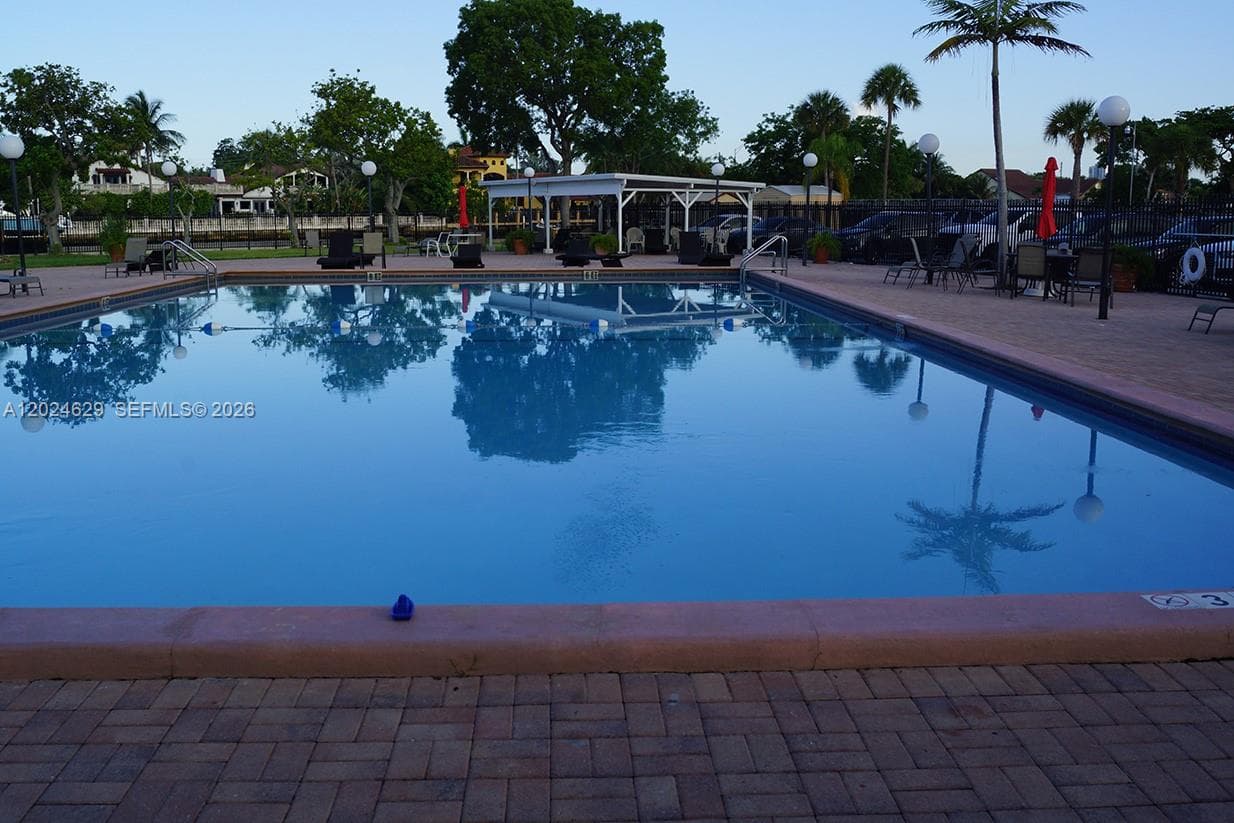 DESOTO PARK COBDO · #312 in Hallandale Beach - Photo 24
