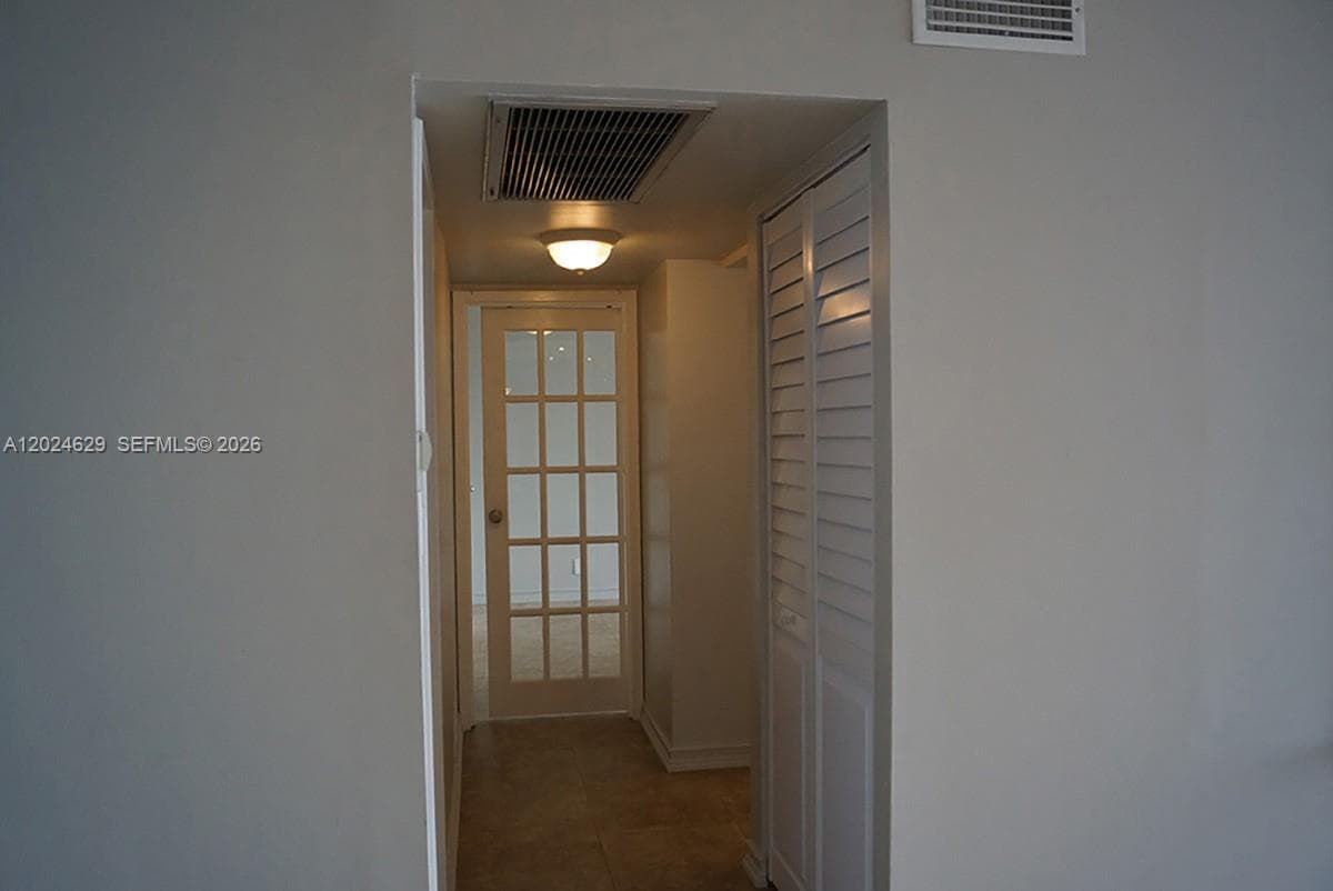 DESOTO PARK COBDO · #312 in Hallandale Beach - Photo 14
