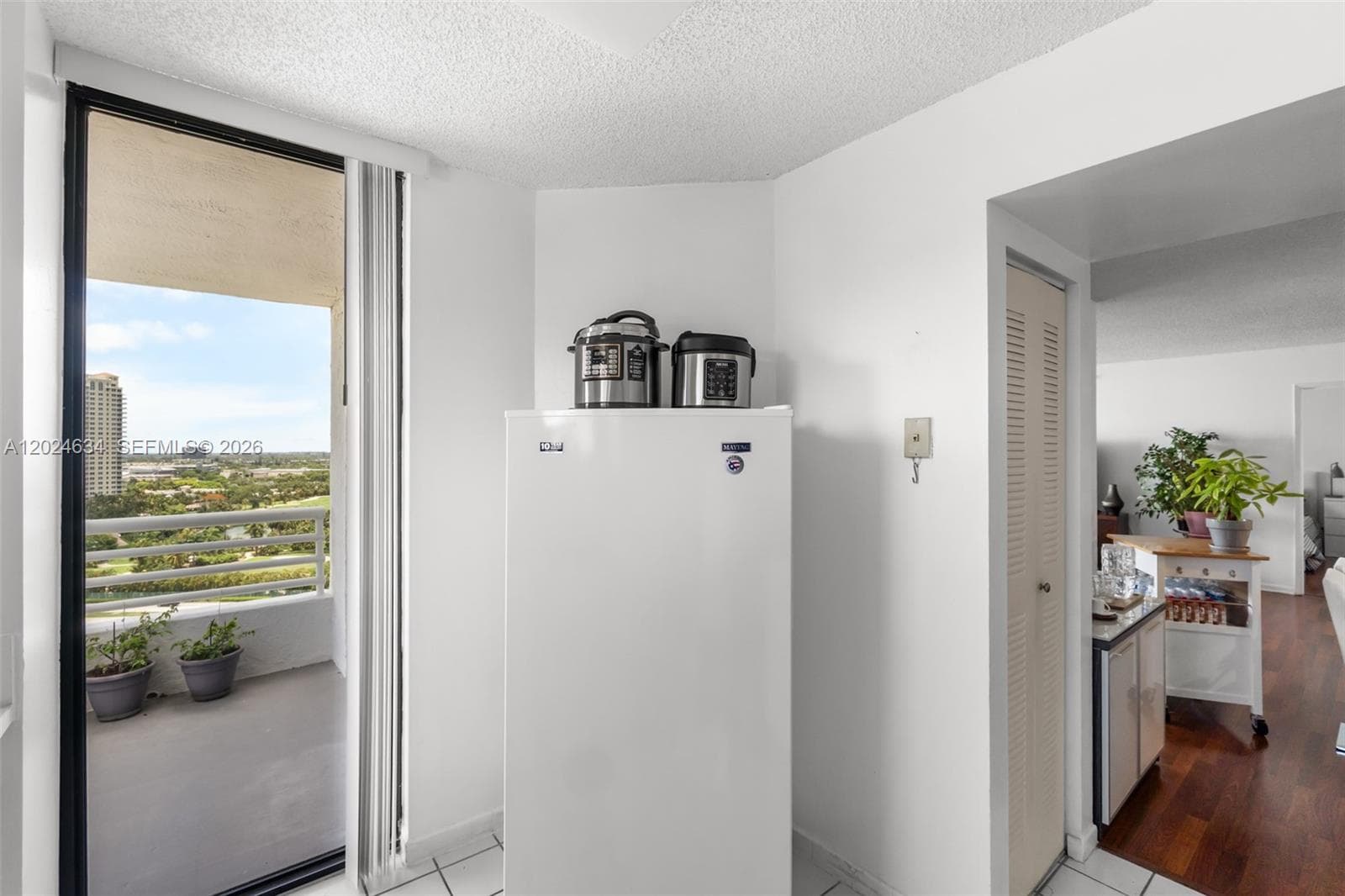 PARC CENTRAL · #1601 in Aventura - Photo 13