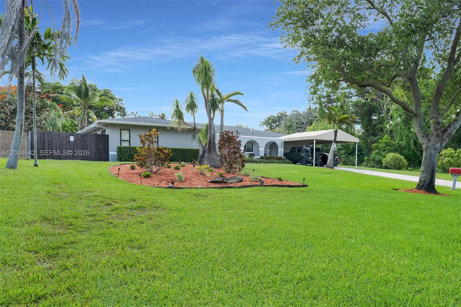 8825 SW 185th Ter photo 35