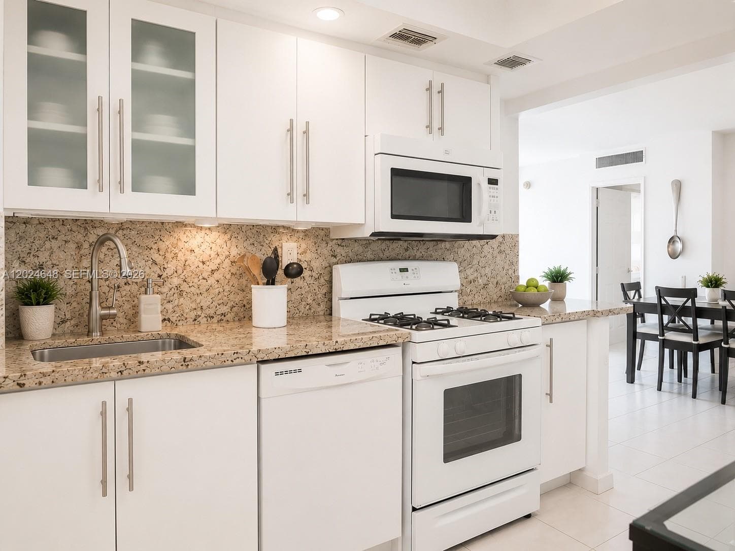 Parker Tower · #1705 in Hallandale Beach - Photo 17