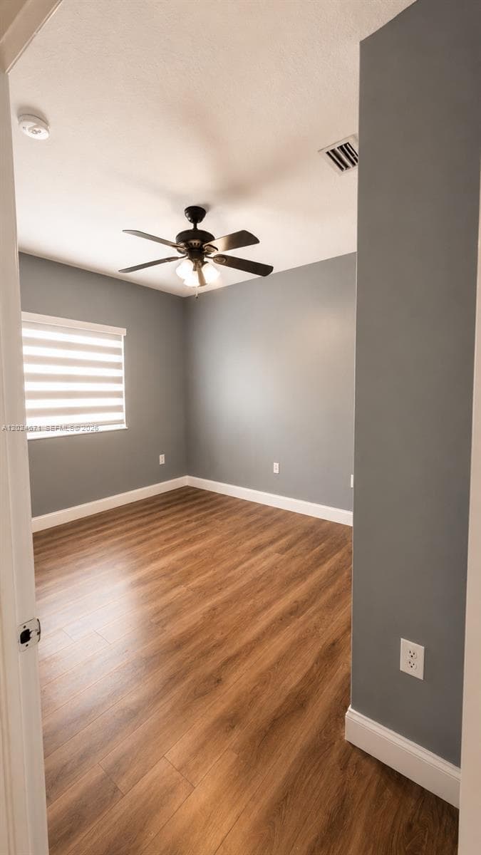 2116 NE 38th Rd #2116 photo 16