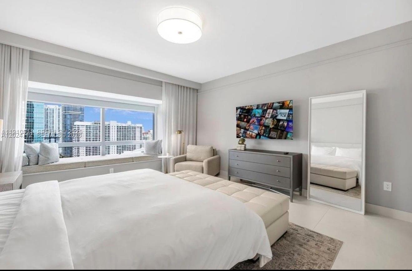 Four Sasons Brickell · #3410 in Miami - Photo 8