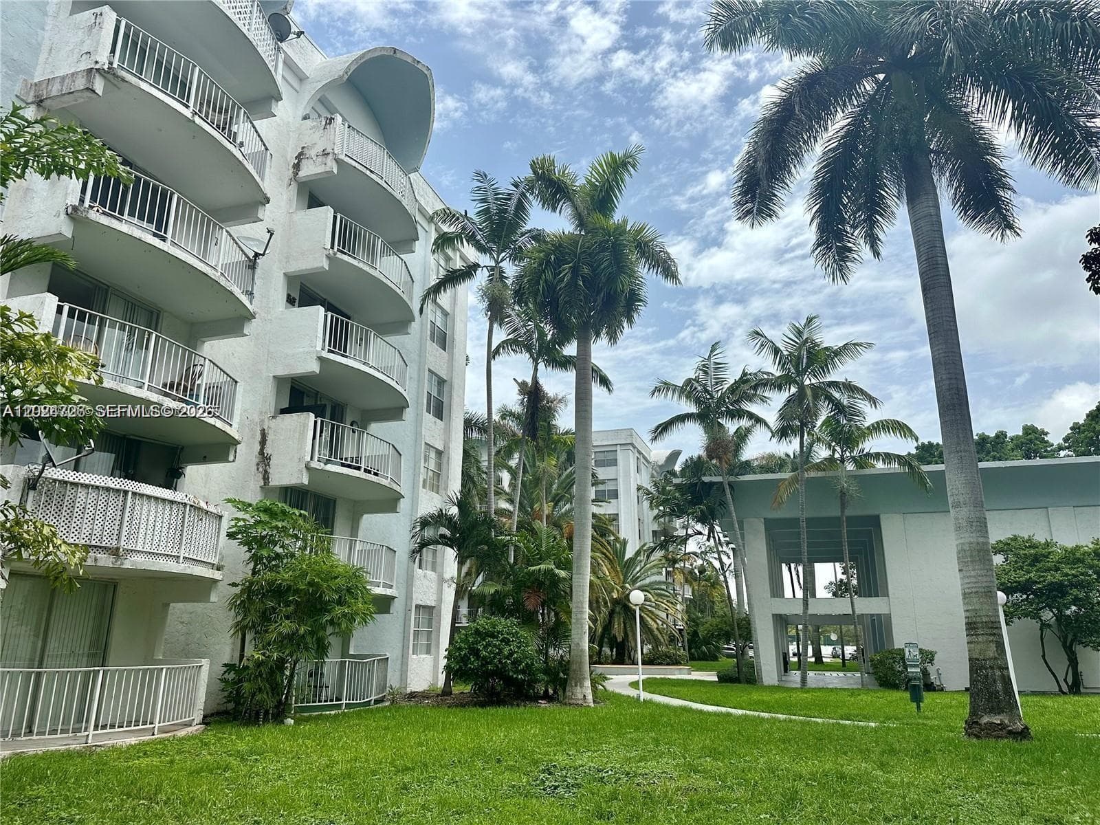 MONTECARLO CONDO · #B-201 in Miami - Photo 23