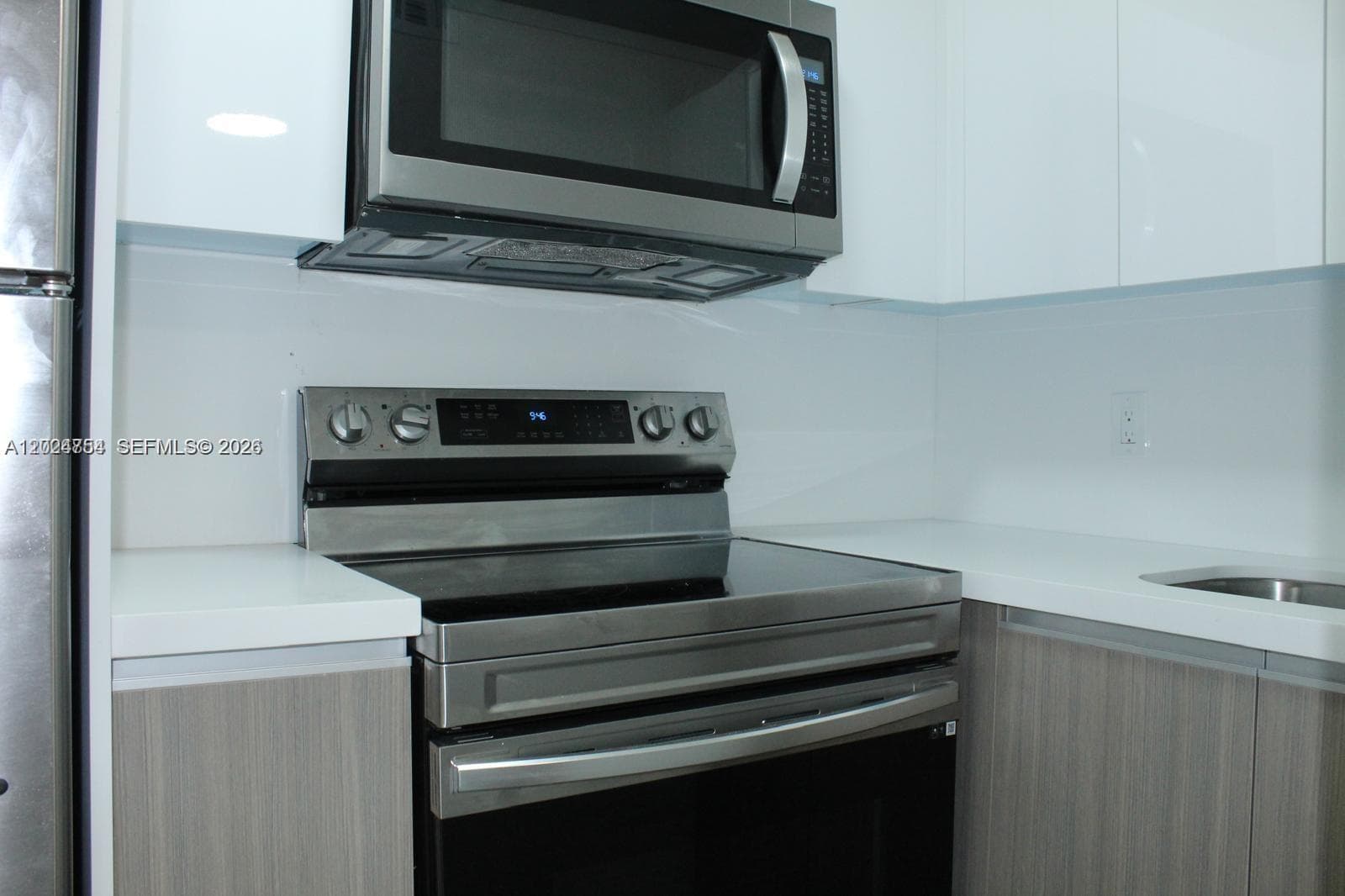 BAYCOURT TOWERS CONDO · #7E in Miami Beach - Photo 10