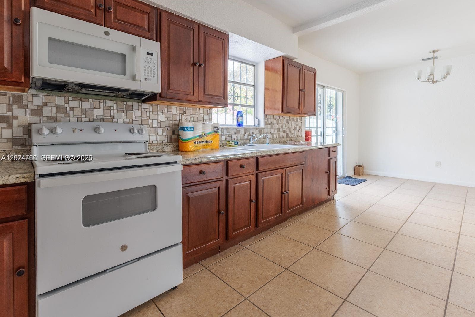 1301 NE 153rd St #1301 photo 7
