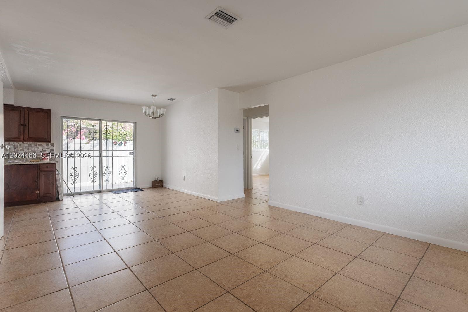 1301 NE 153rd St #1301 photo 3