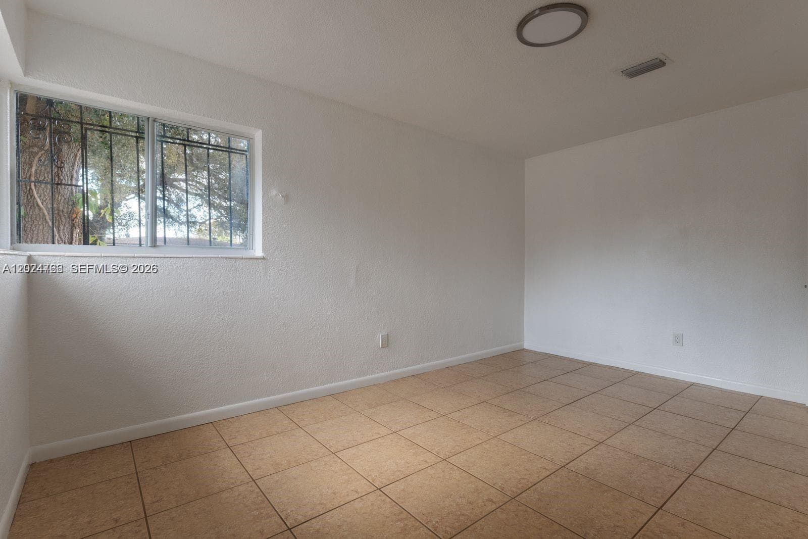 1301 NE 153rd St #1301 photo 10