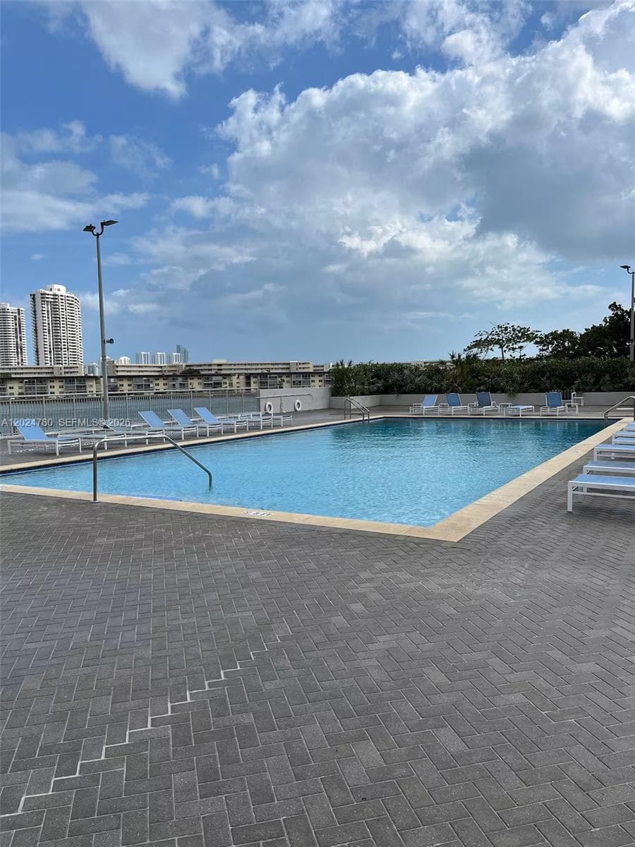 DEL PRADO MARINA · #1904 in Aventura - Photo 39